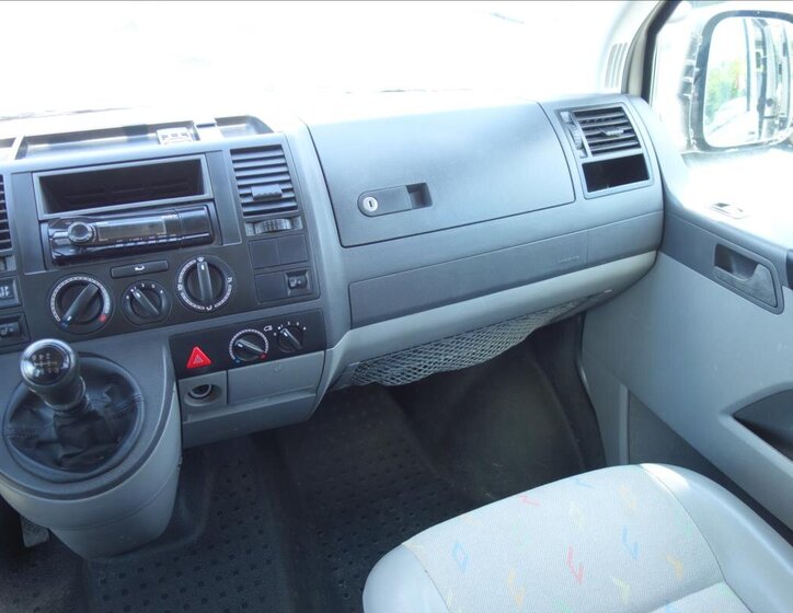 Volkswagen Transporter 19