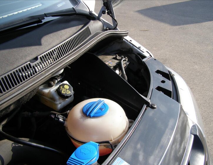 Volkswagen Caravelle 26