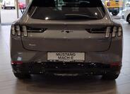 Ford Mustang Mach-E 6