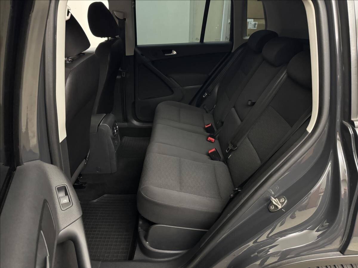 Volkswagen Tiguan SUV / Terénní 2,0 l 110 kw