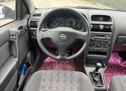 Opel Astra Hatchback 1,7 l 55 kw