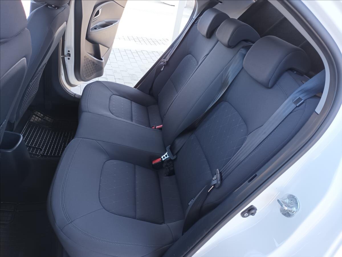 KIA Rio Hatchback 1,2 l 62 kw