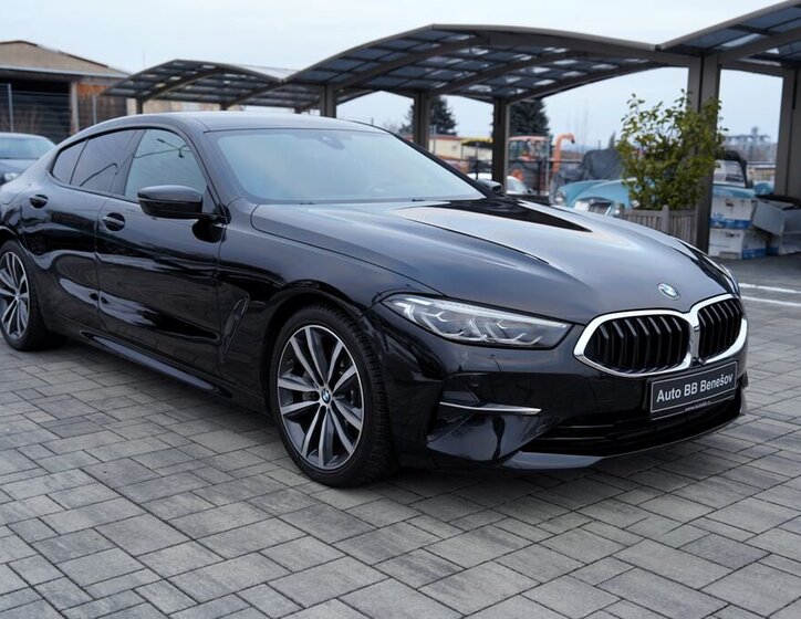 BMW Řada 8 8