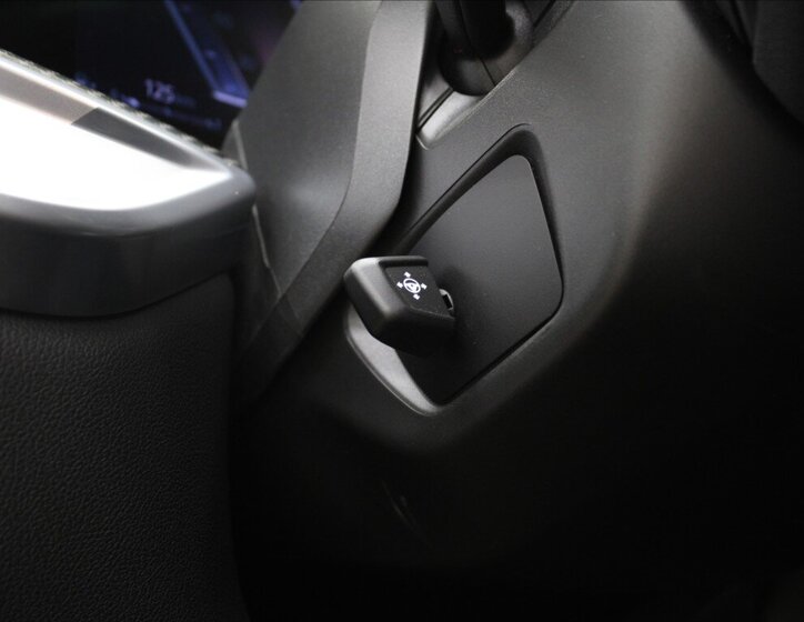 BMW X5 SUV / Terénní 3,0 l 210 kw