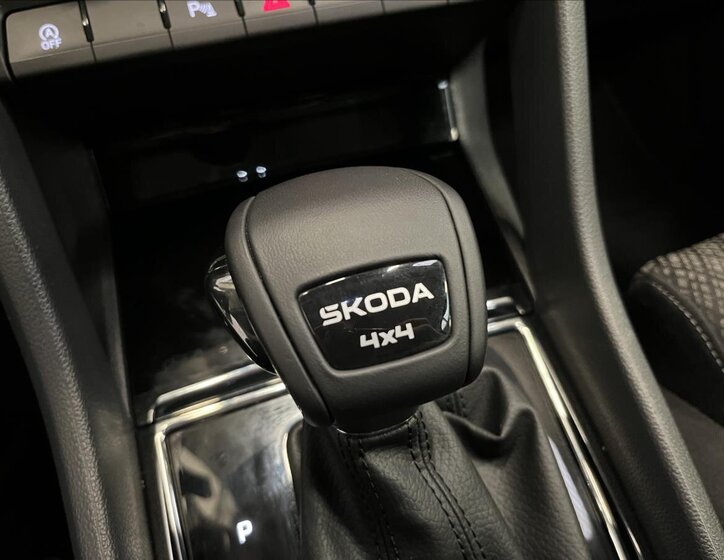 Škoda Karoq SUV / Terénní 2,0 l 110 kw