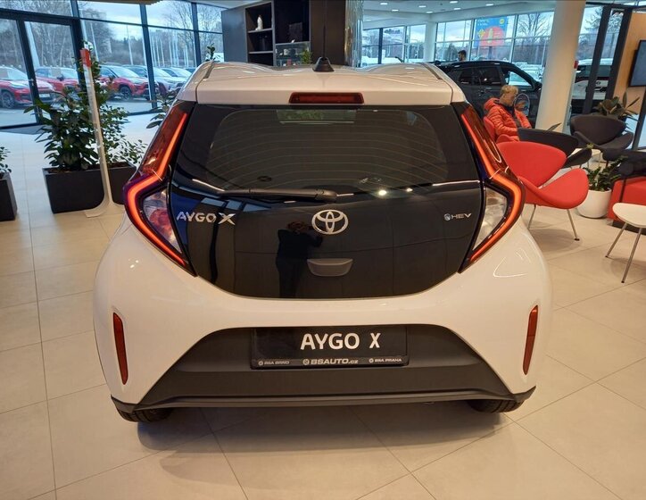 Toyota Aygo Hatchback 1,5 l 85 kw