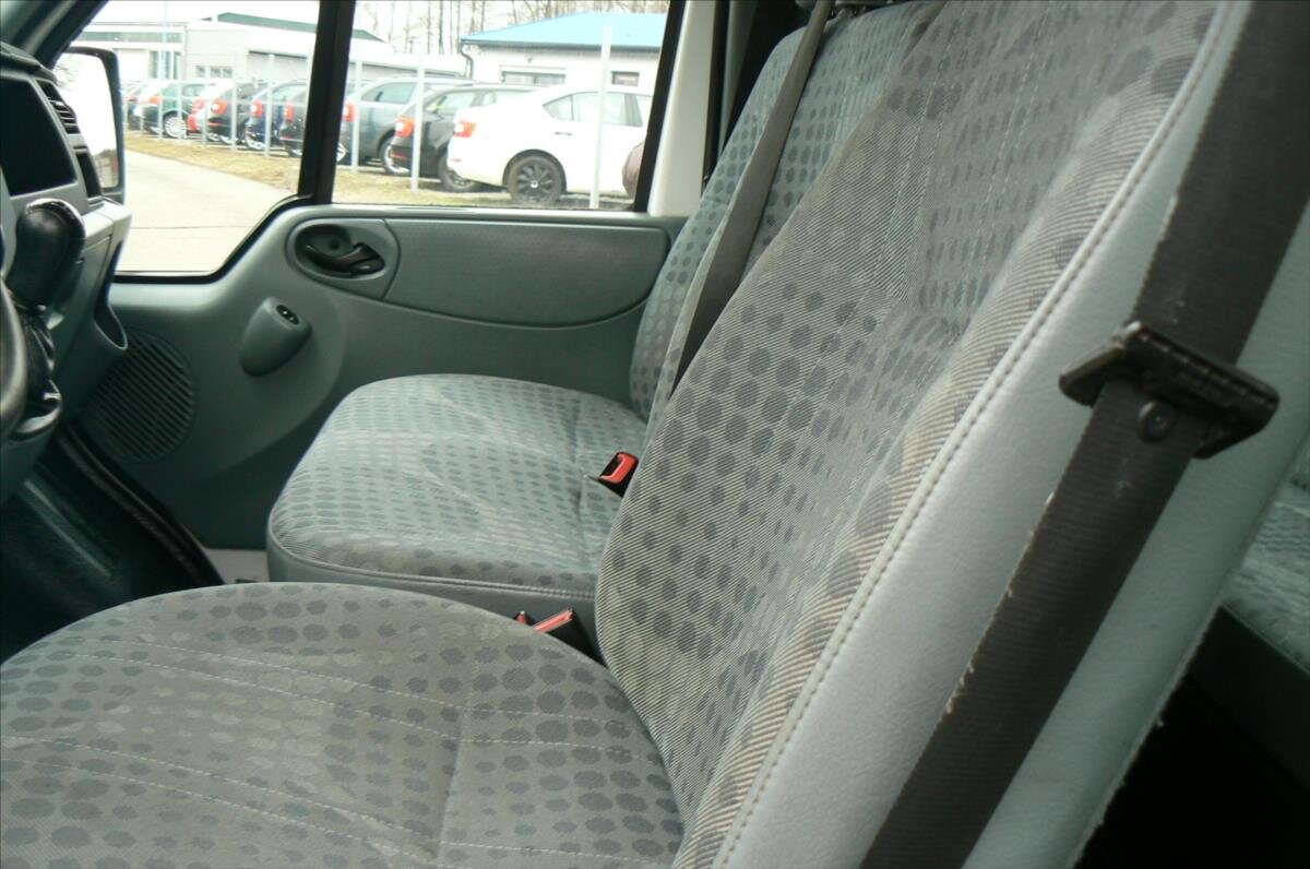 Ford Transit Valník 2,2 l 63 kw