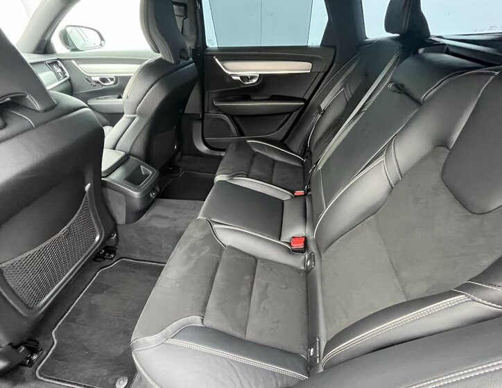 Volvo V90 19