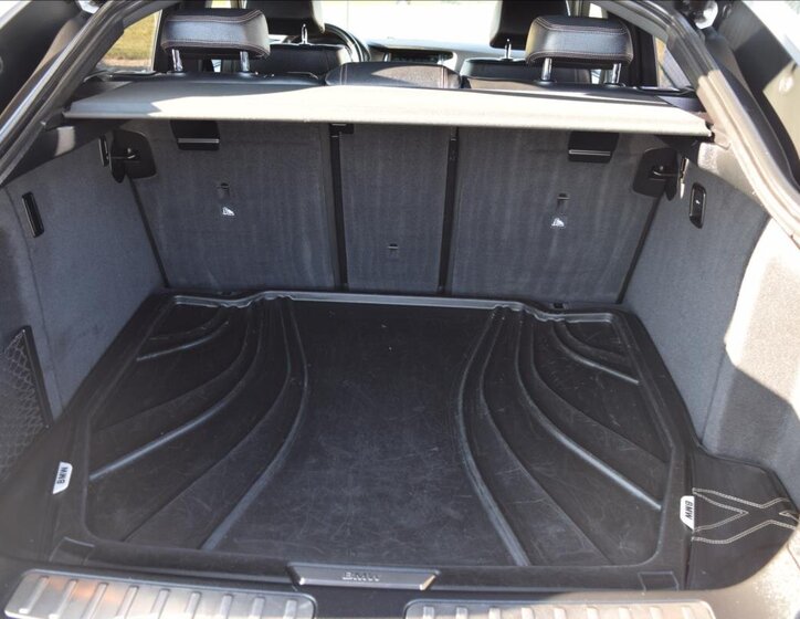 BMW X4 Sedan 2,0 l 140 kw