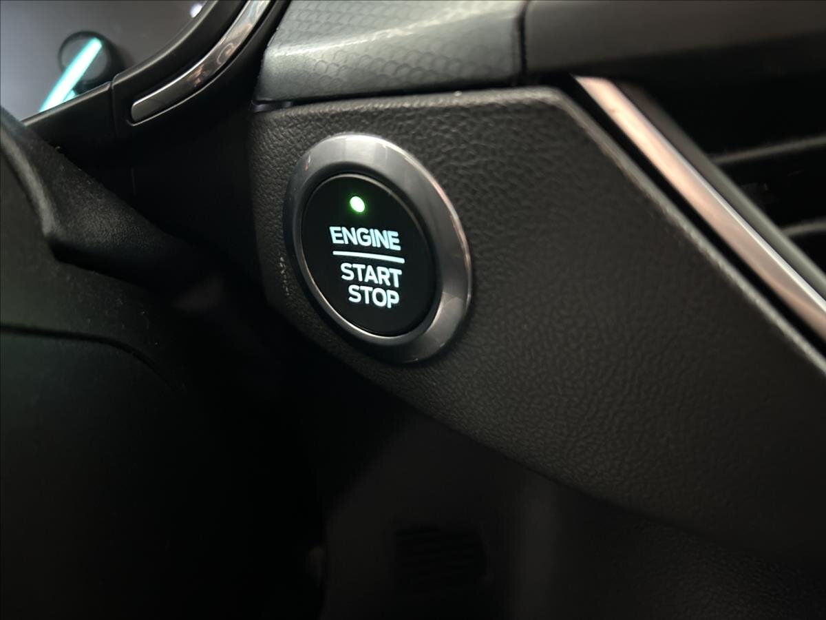 Ford Focus Hatchback 999,0 92 kw