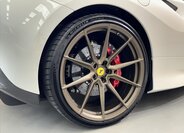 Ferrari F8 Kabriolet 3,9 l 530 kw