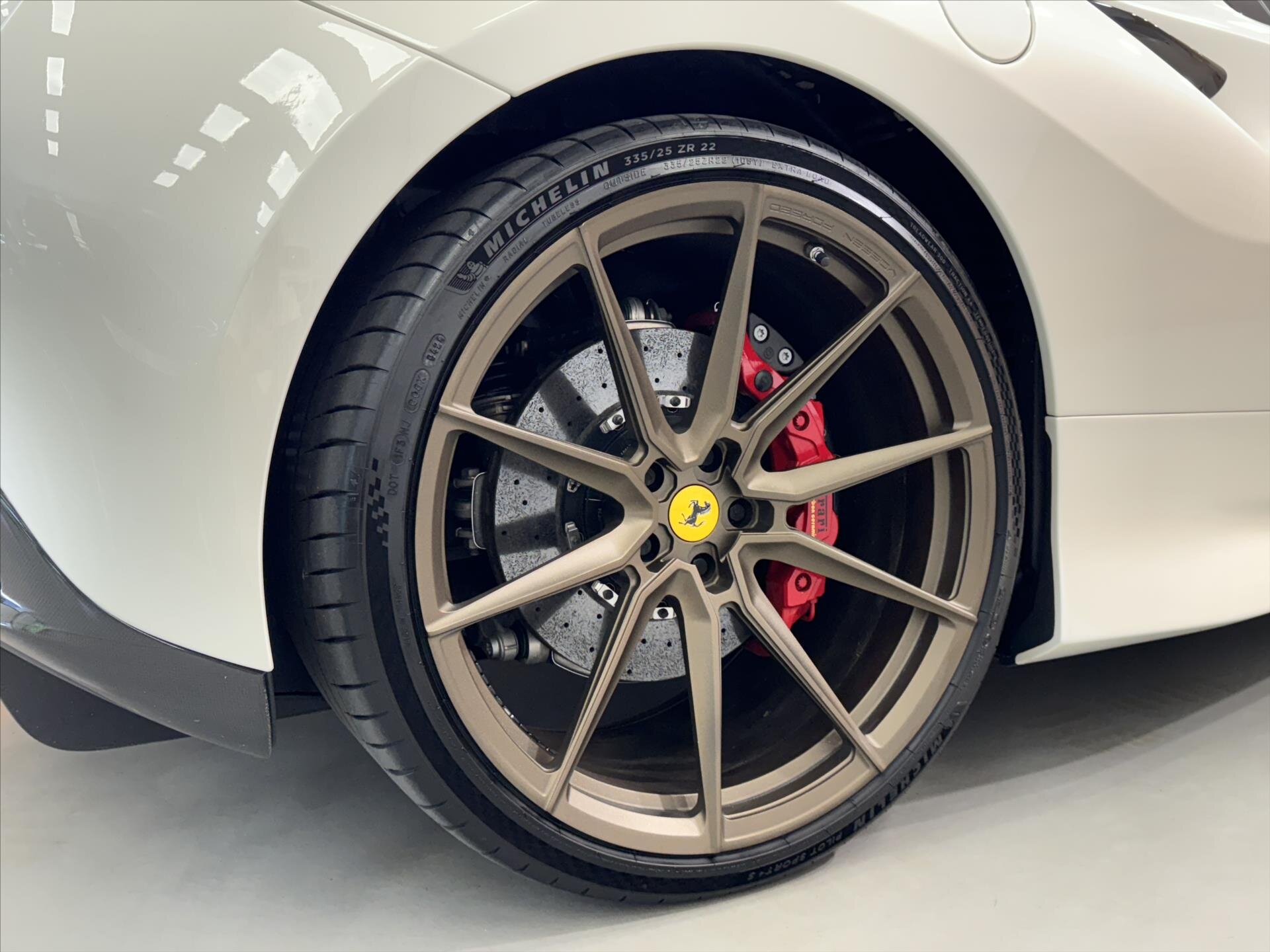 Ferrari F8 Kabriolet 3,9 l 530 kw