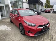 KIA Ceed 4
