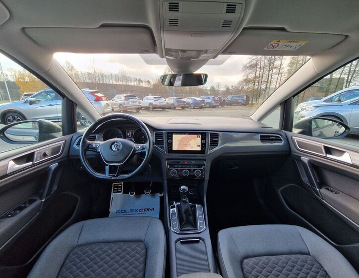 Volkswagen Golf Sportsvan 13