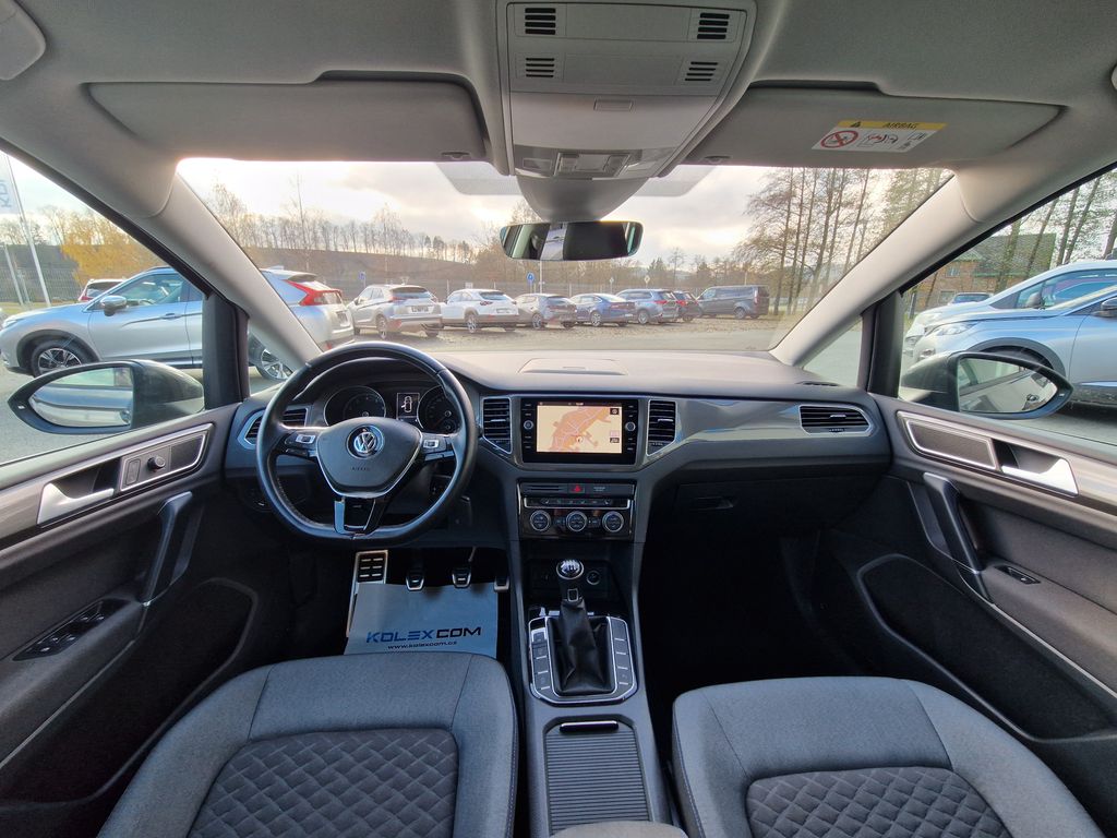 Volkswagen Golf Sportsvan