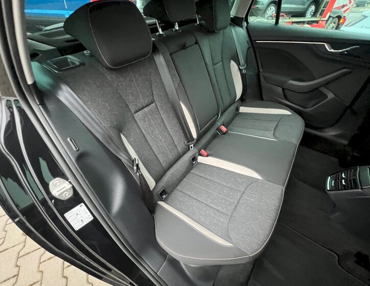 Škoda Scala Hatchback 1,0 l 85 kw