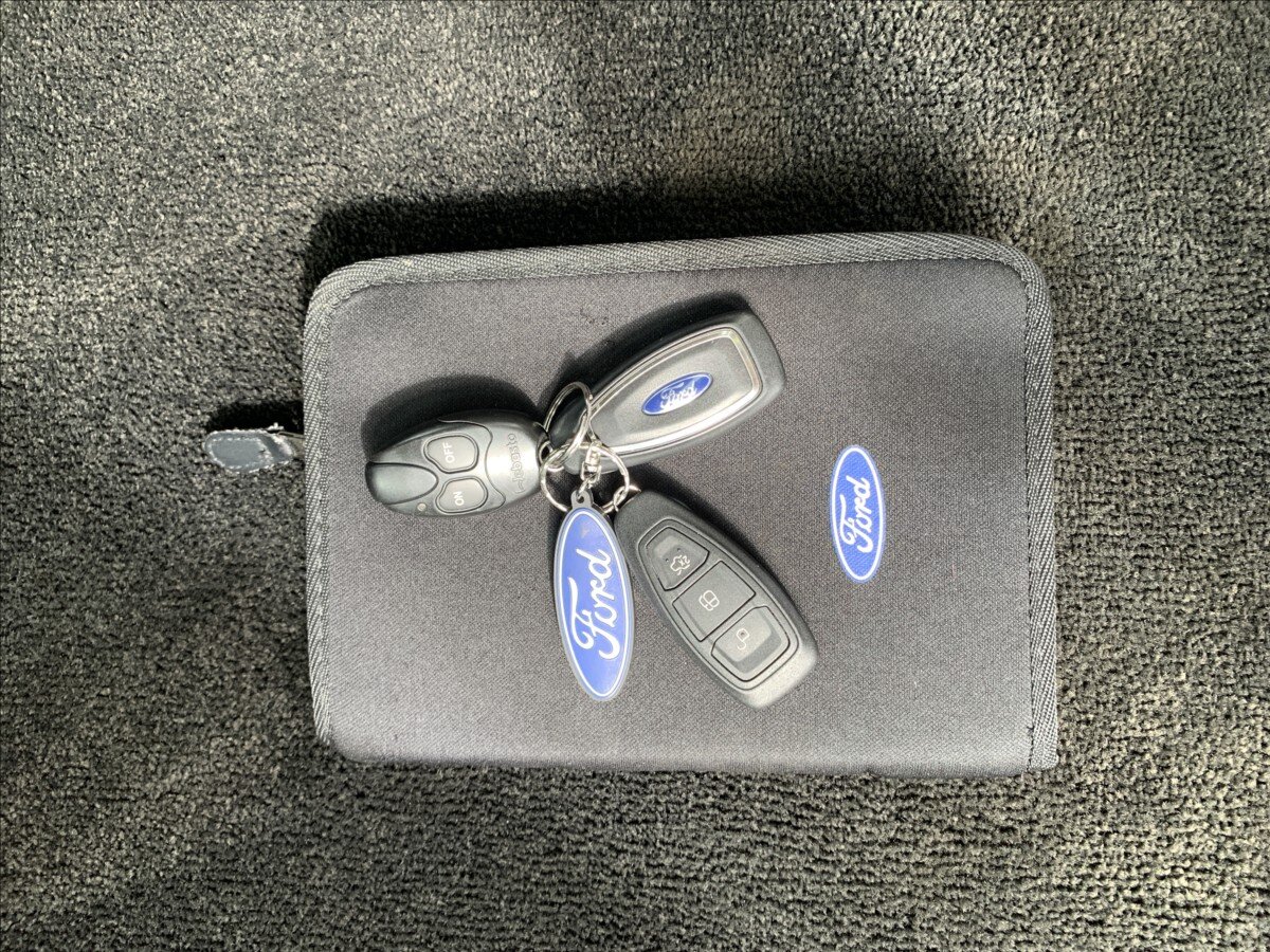 Ford Mondeo Kombi 2,0 l 120 kw