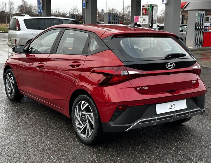 Hyundai i20 Hatchback 1,2 l 57 kw