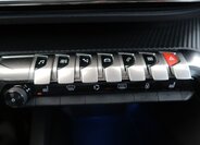 Peugeot 5008 SUV / Terénní 1,5 l 96 kw