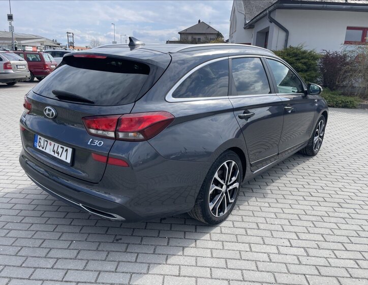 Hyundai i30 Kombi 1,5 l 117 kw