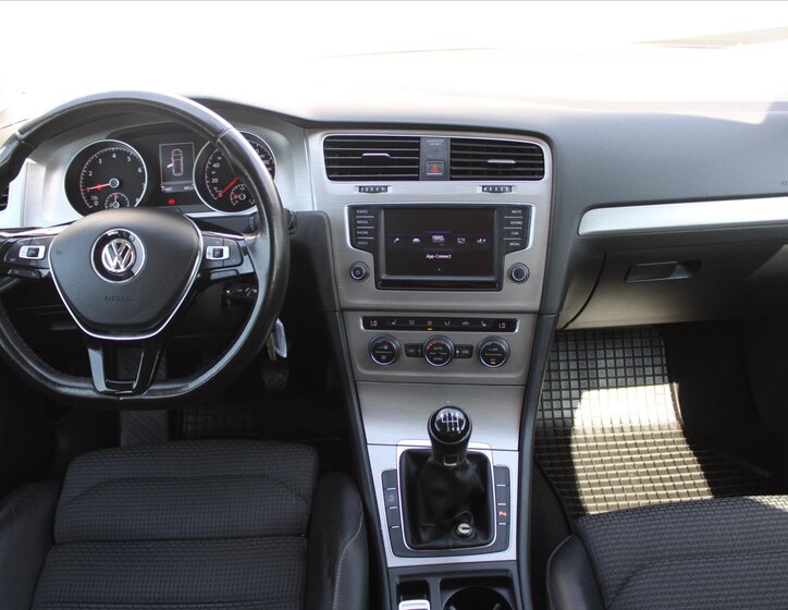 Volkswagen Golf Kombi 1,4 l 92 kw