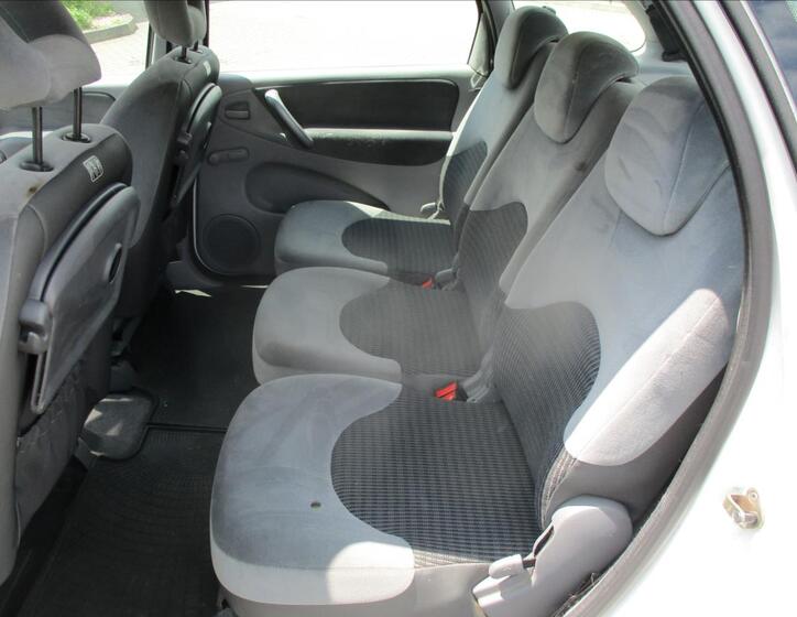 Citroën Xsara Picasso 8