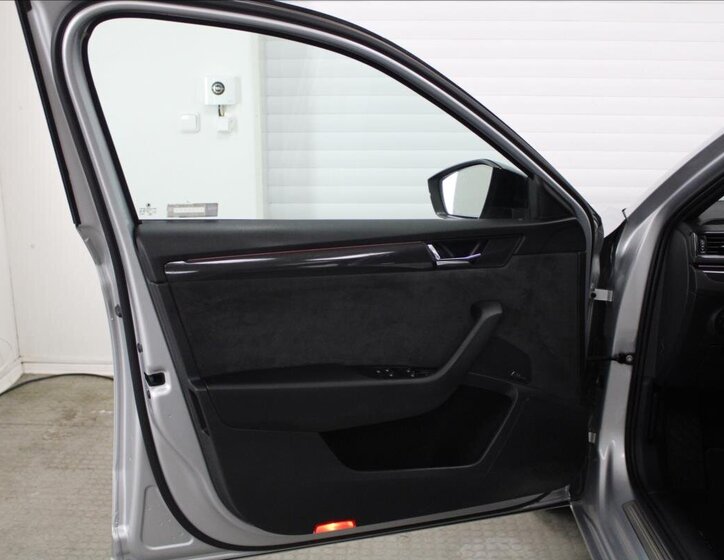 Škoda Superb Kombi 2,0 l 110 kw