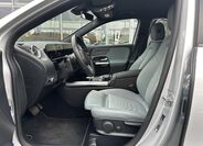 Mercedes-Benz GLA 13