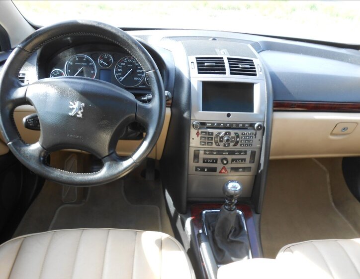 Peugeot 407 Kombi 2,2 l 120 kw