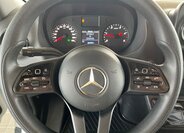 Mercedes-Benz Sprinter 11