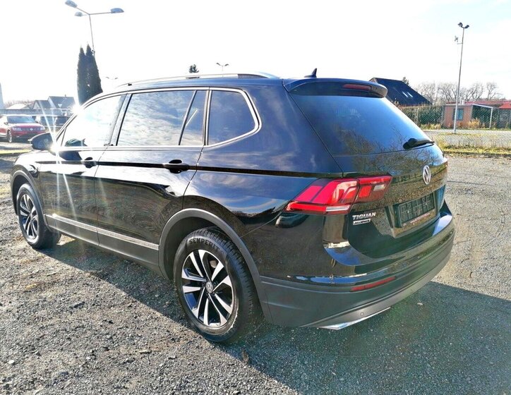 Volkswagen Tiguan Allspace 6