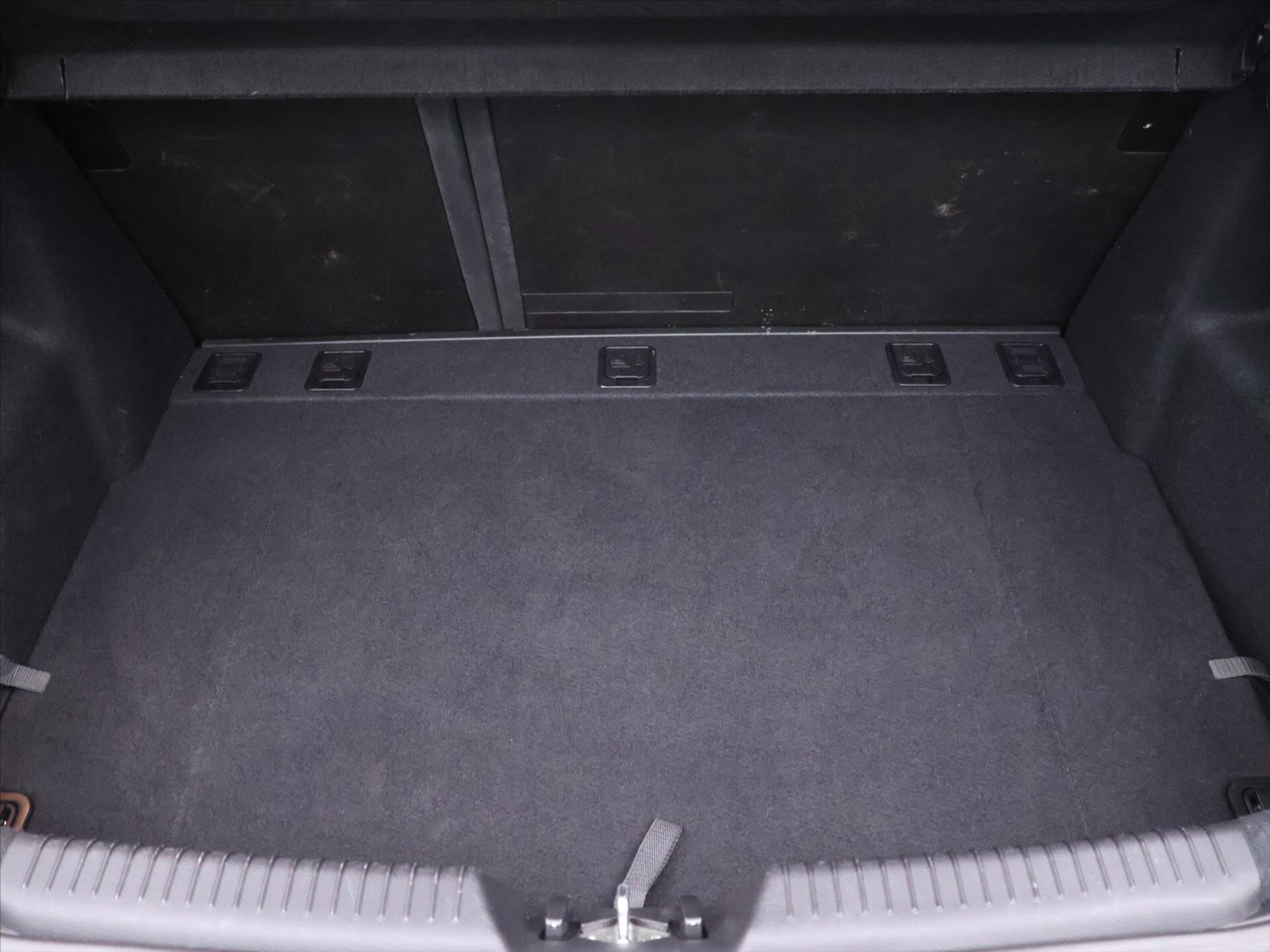 Hyundai i30 Hatchback 1,4 l 73 kw