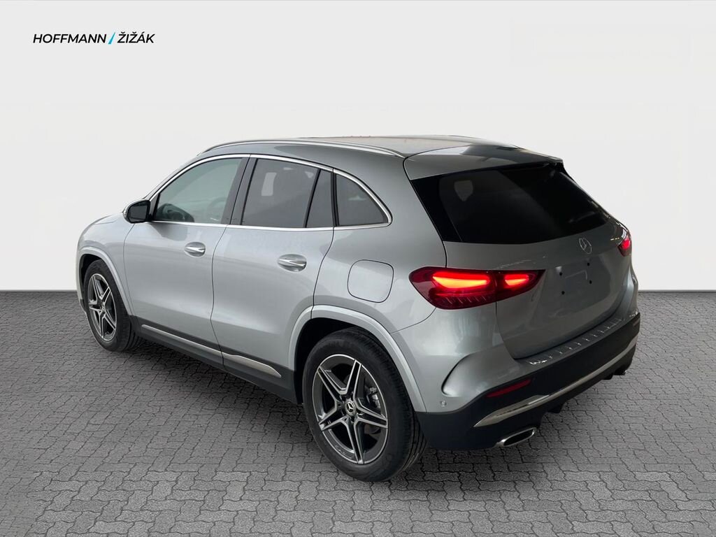 Mercedes-Benz GLA SUV 2,0 l 110 kw