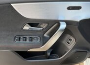 Mercedes-Benz Třídy A Hatchback 1,3 l 118 kw