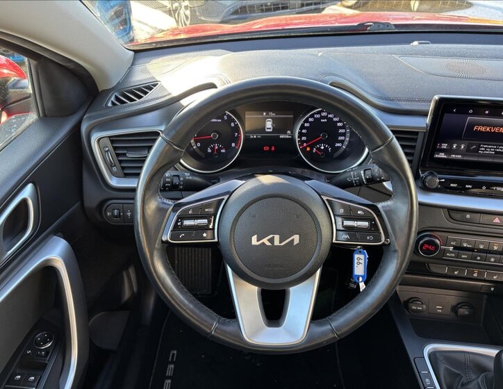 KIA Ceed 14