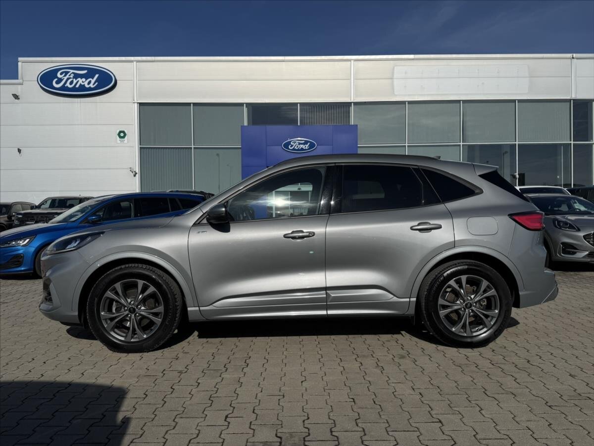 Ford Kuga SUV / Terénní 2,5 l 140 kw