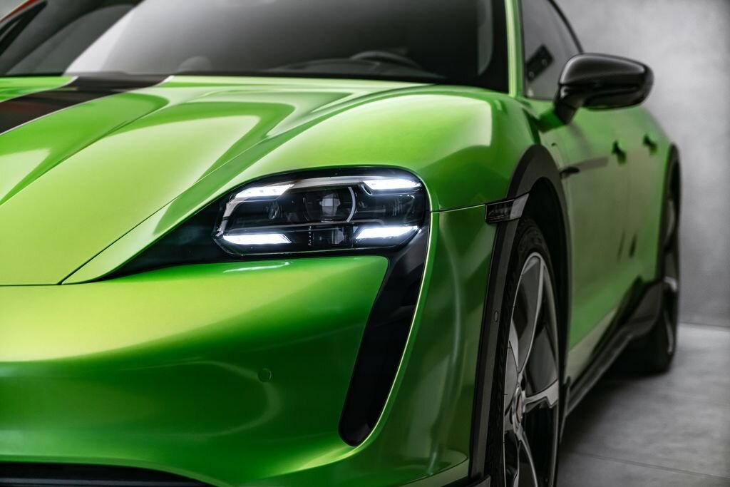 Porsche Taycan Kombi 0,0 500 kw