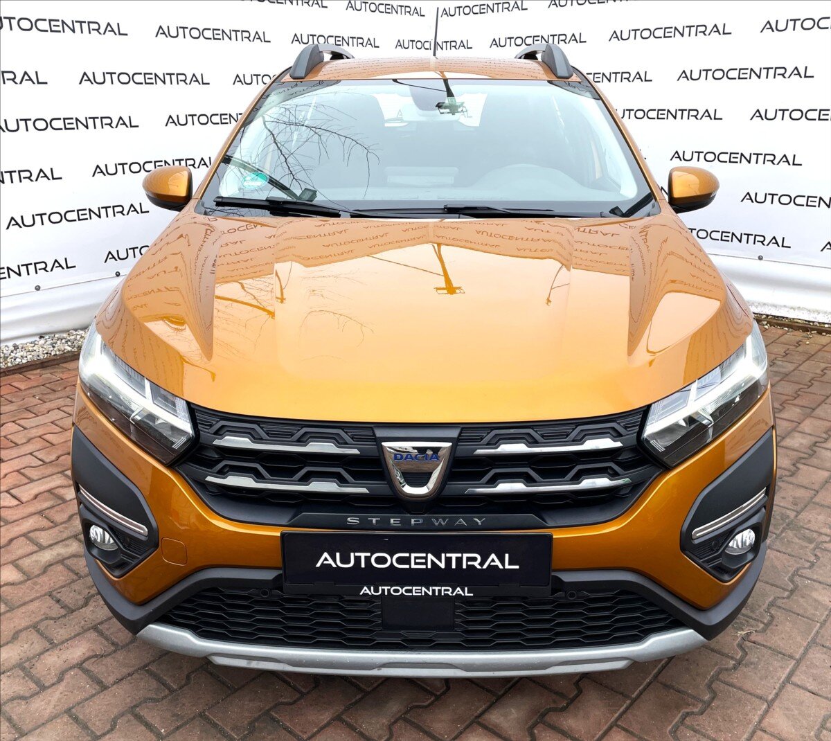 Dacia Sandero Hatchback 999,0 67 kw