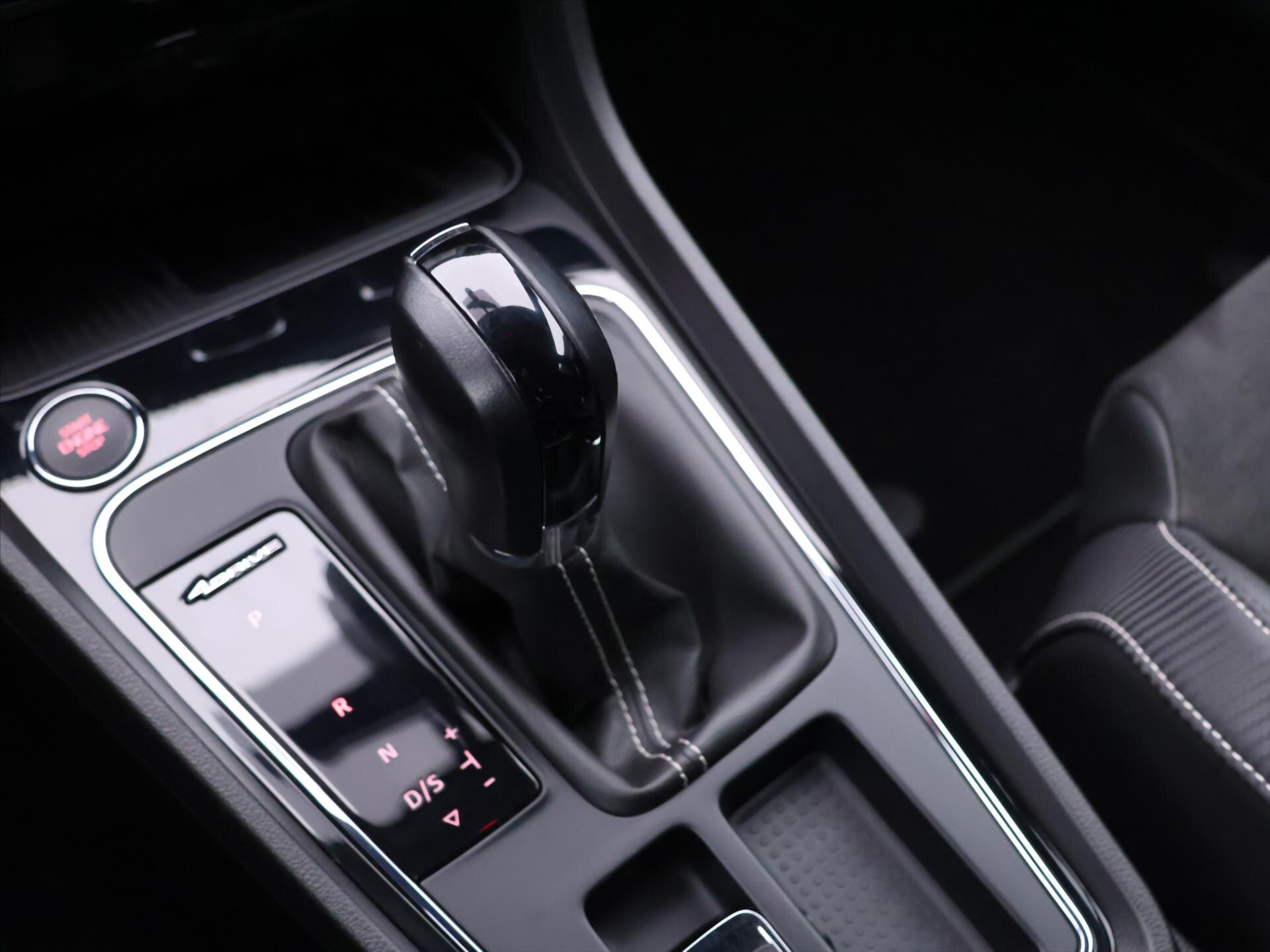 Seat Leon Kombi 2,0 l 221 kw