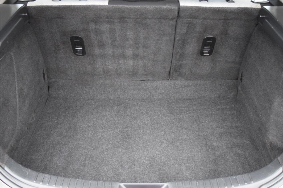 Mazda 3 Hatchback 1,6 l 77 kw