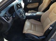 Volvo XC60 SUV / Terénní 2,0 l 145 kw