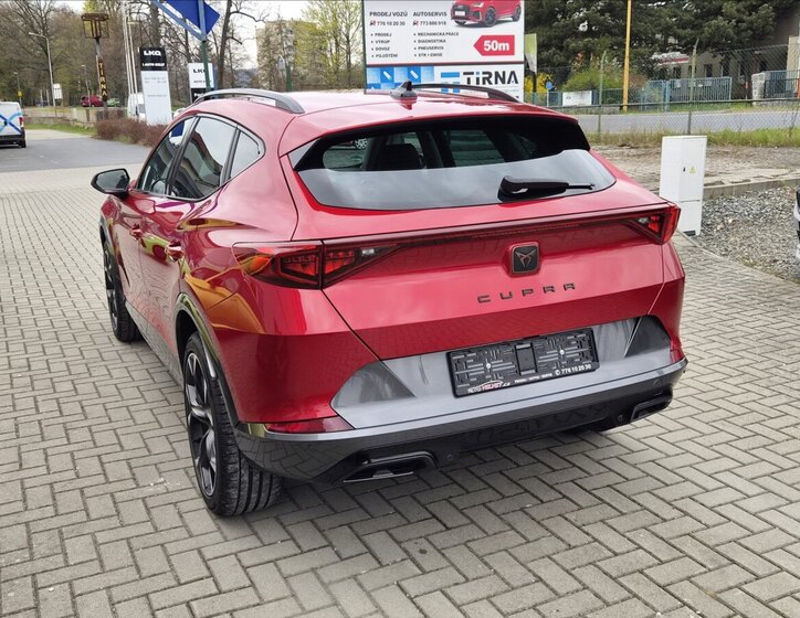 Cupra Formentor SUV / Terénní 1,5 l 110 kw