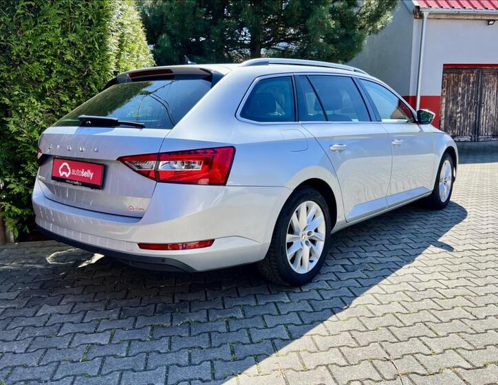 Škoda Superb 5