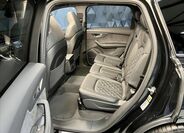 Audi SQ7 11