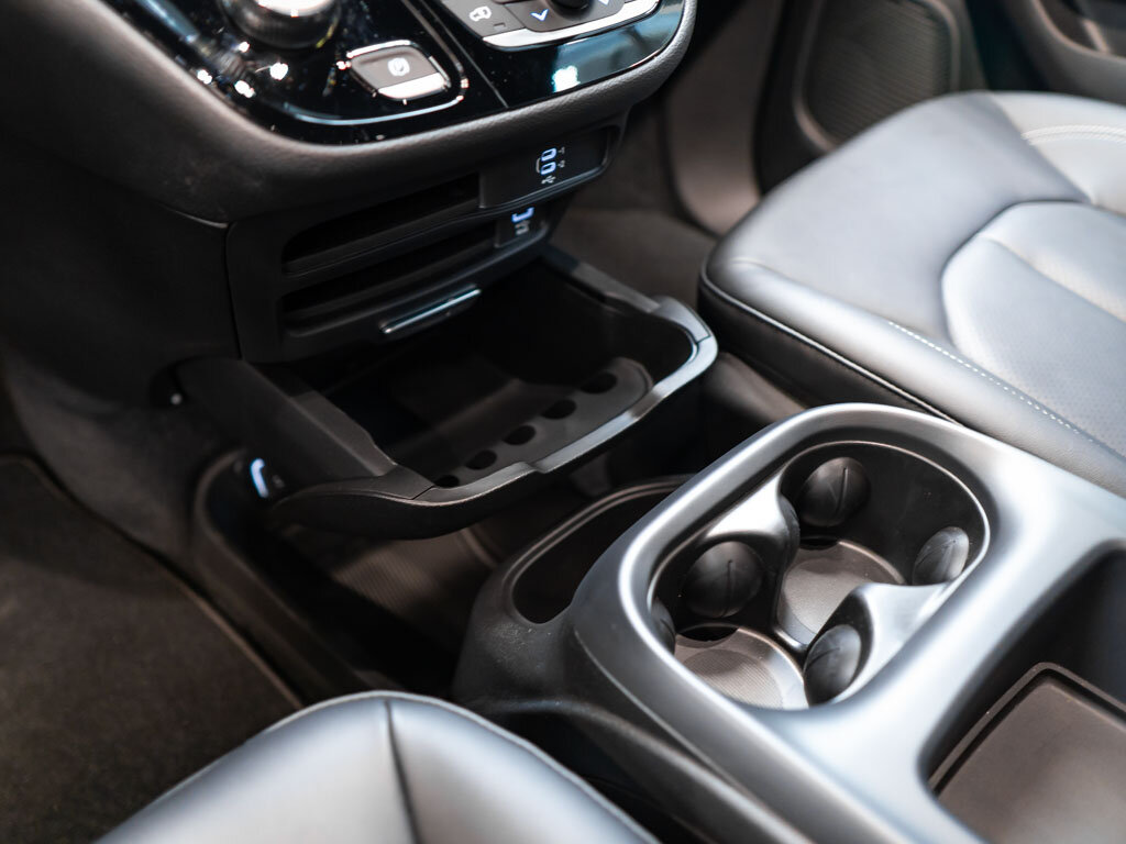 Chrysler Pacifica MPV 3,6 l 221 kw