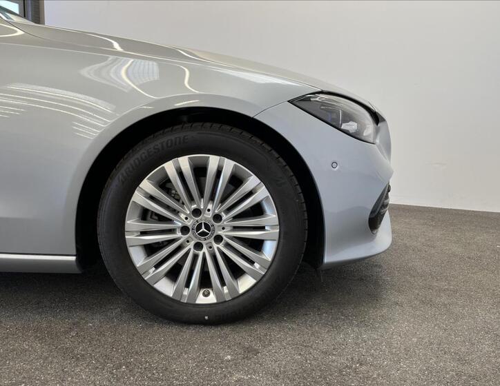 Mercedes-Benz Třídy C 22