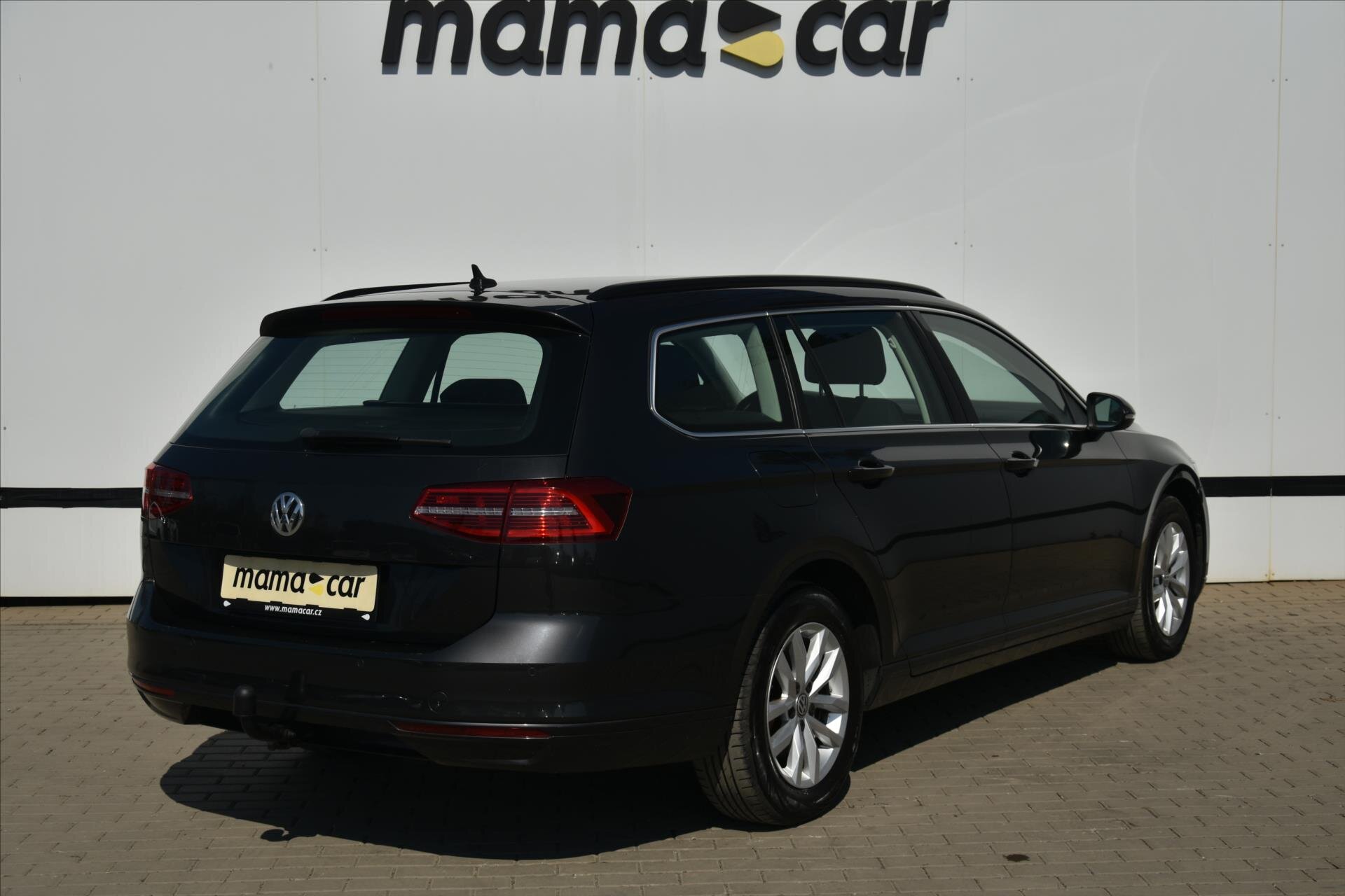 Volkswagen Passat Kombi 1,6 l 88 kw