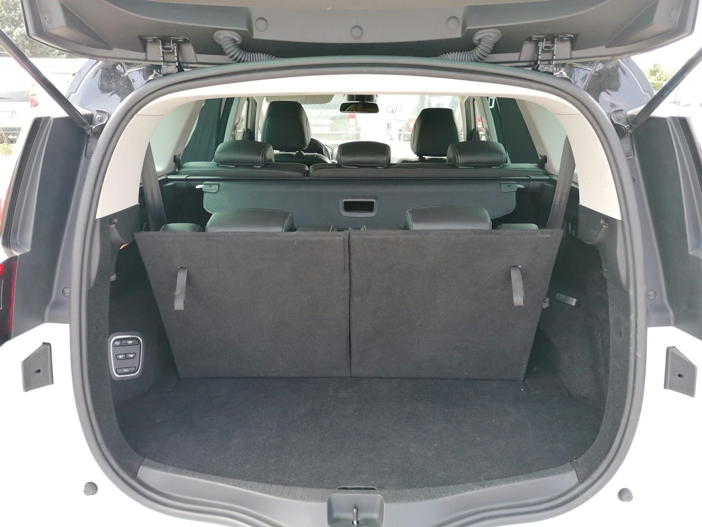 Renault Scénic Ostatní 1,8 l 88 kw