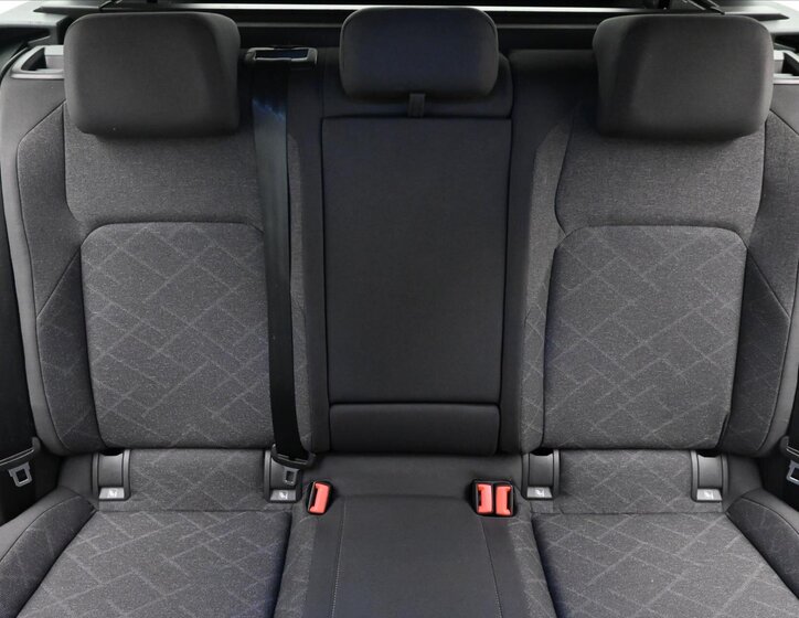 Volkswagen Golf Kombi 2,0 l 85 kw