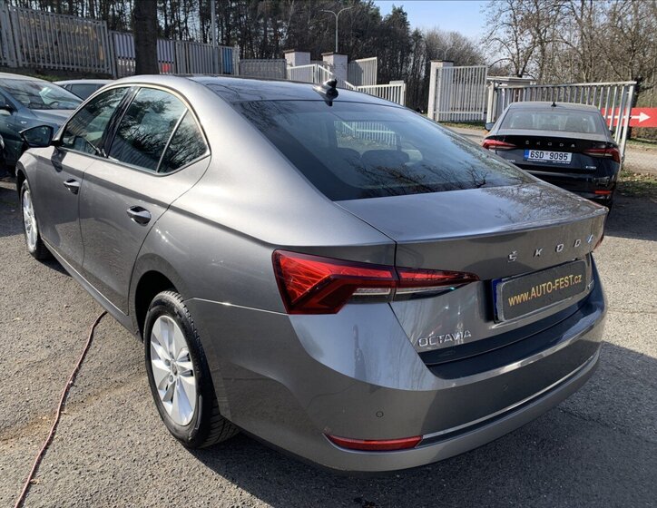 Škoda Octavia Sedan / Limuzína 999,0 81 kw